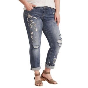 Torrid Premium Boyfriend Jeans Medium Wash w/ Floral Embroidery size 16R